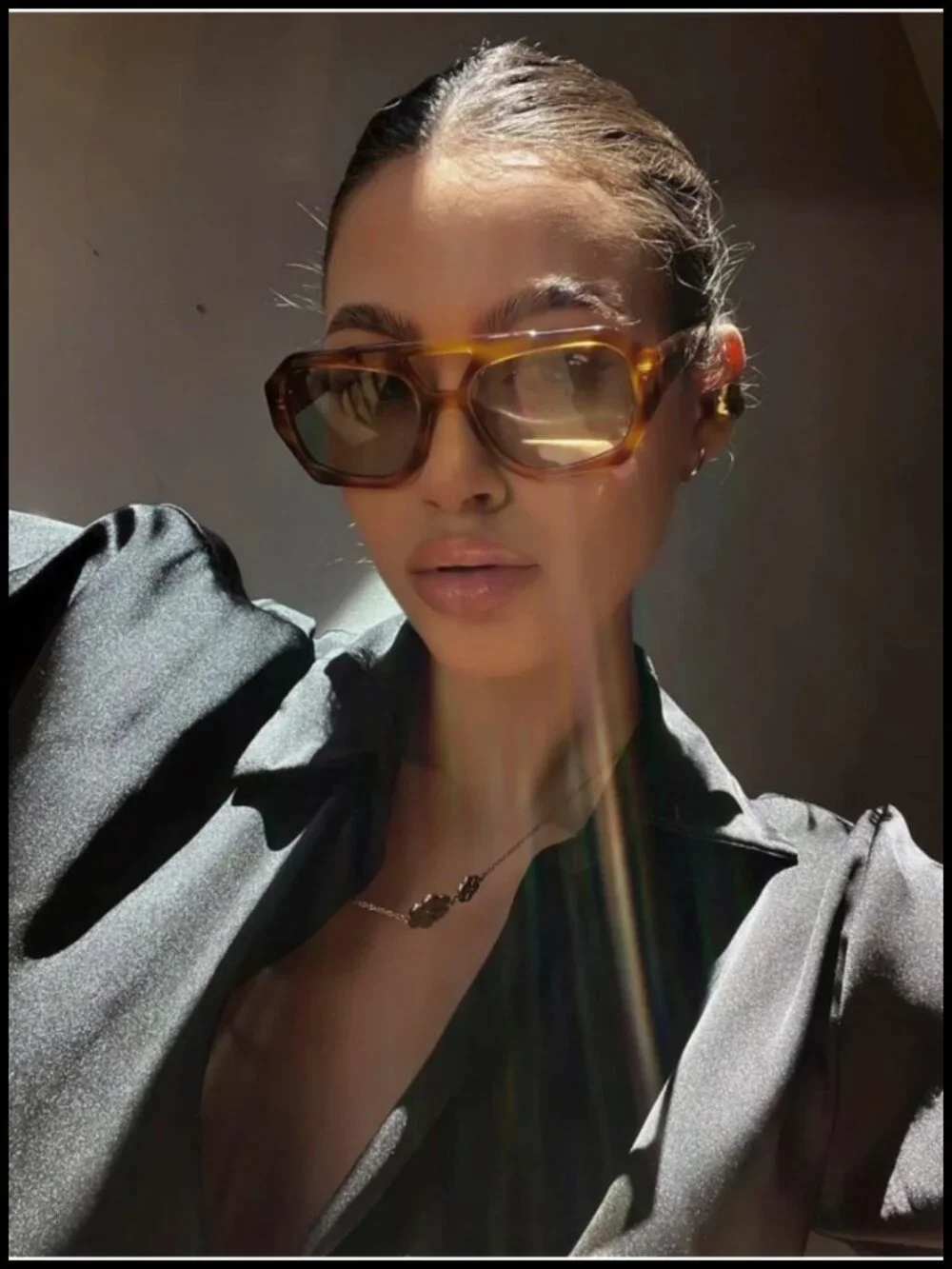 Retro 70s Oversized Square Aviator Sunglasses for Women Men UV400 Protection